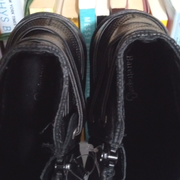 BARETRAPS HENSLEY BLACK BLOCK HEEL ANKLE BOOTS SIZE 7 NWT - Picture 7 of 11